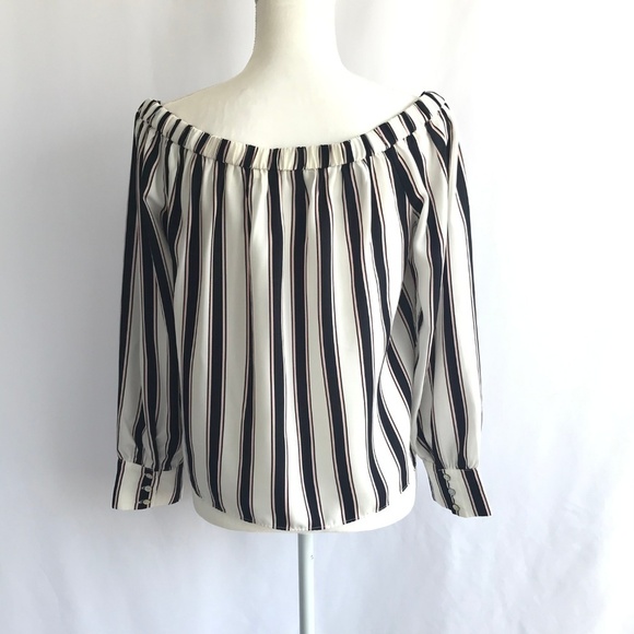 Forever 21 Navy Blue/White/Pink Stripe Cro… - Picture 3 of 7